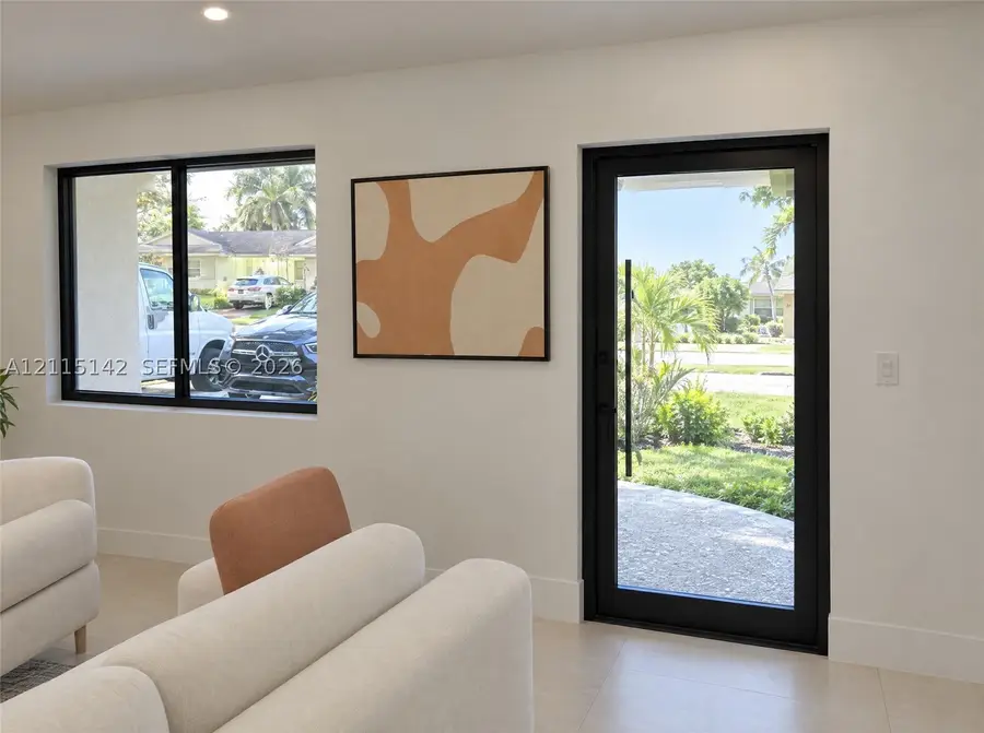 5940 SW 18th St, Plantation, FL 33317 - #2