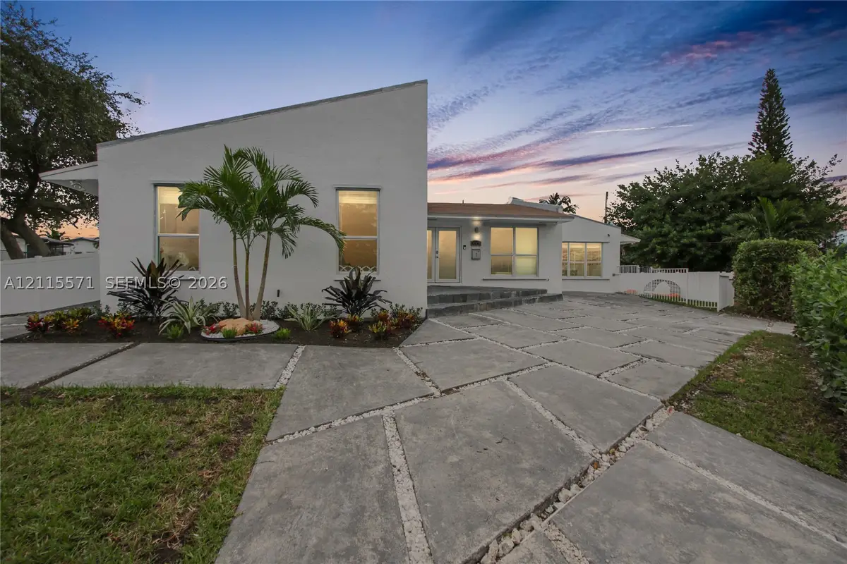 2001 NE 122nd Rd, North Miami, FL 33181 - #1