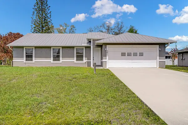 261 SW Parish Terrace, Port St Lucie, FL 34984