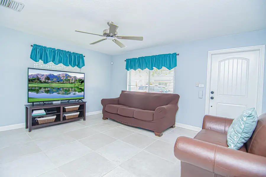 5711 NW 48th Avenue, Tamarac, FL 33319 - #3