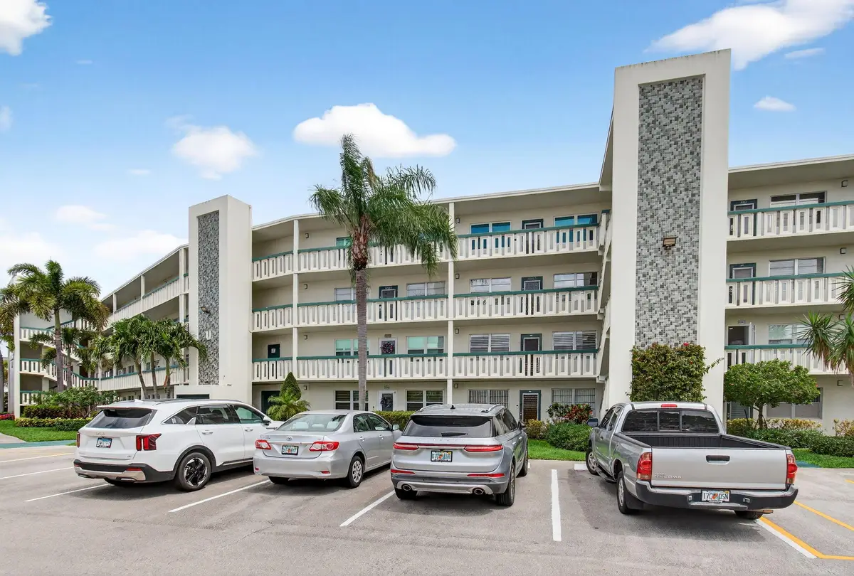 3084 Oakridge U, Deerfield Beach, FL 33442 - #1
