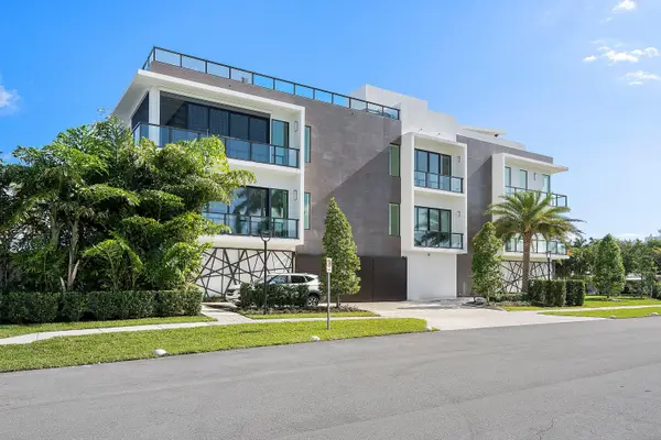 344 Venetian Drive #101, Delray Beach, FL 33483