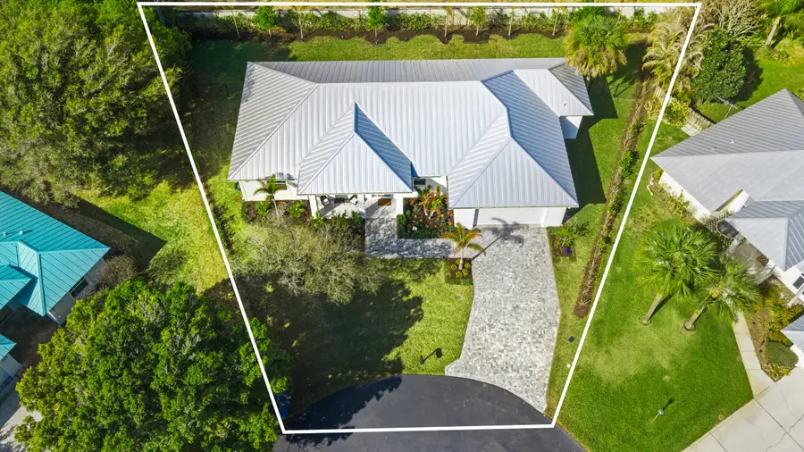 8508 SE Woodwind Street, Hobe Sound, FL 33455 - #2