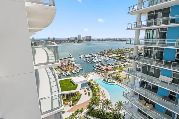 220 Lake Shore Drive #1823, Lake Park, FL 33403