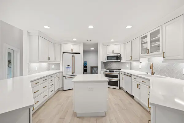 23373 Water Circle, Boca Raton, FL 33486