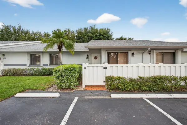 2640 Gately Drive W #406, West Palm Beach, FL 33415