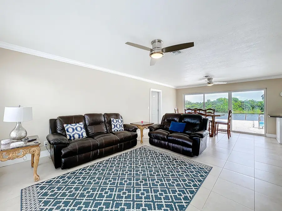 6803 Kingston Drive, Lake Worth, FL 33462 - #3