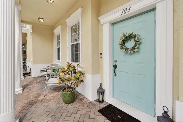 355 E Thatch Palm Circle #103, Jupiter, FL 33458