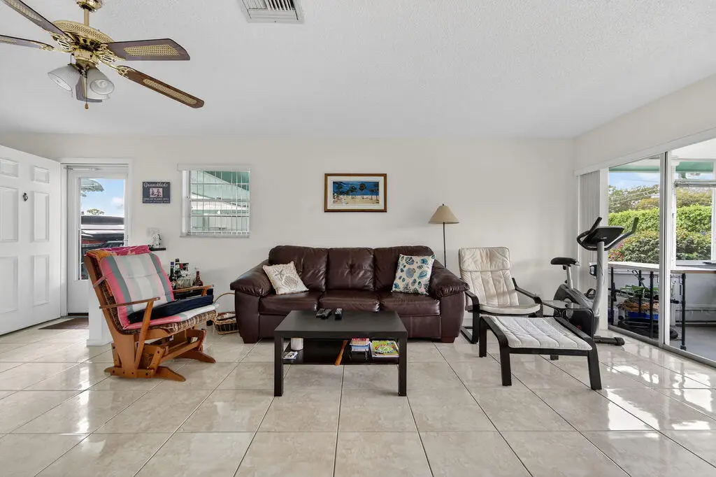 622 Hummingbird Lane, Delray Beach, FL 33445 - #1