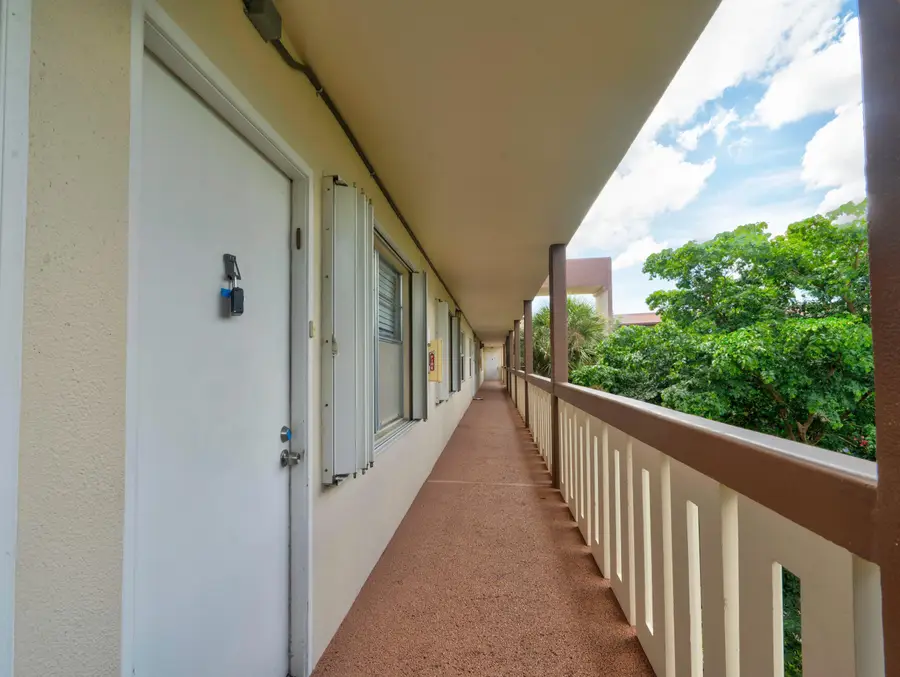 3102 Portofino Point #K3, Coconut Creek, FL 33066 - #2