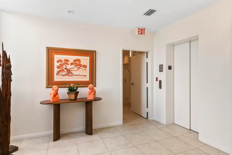 1617 N Flagler Drive #302, West Palm Beach, FL 33407 - #3