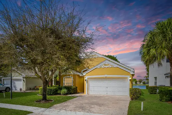 131 Lancaster Way, Royal Palm Beach, FL 33414