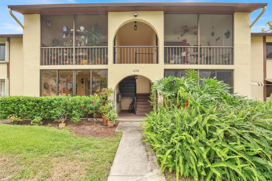 338 Knotty Pine Circle #D1, Greenacres, FL 33463 - #2