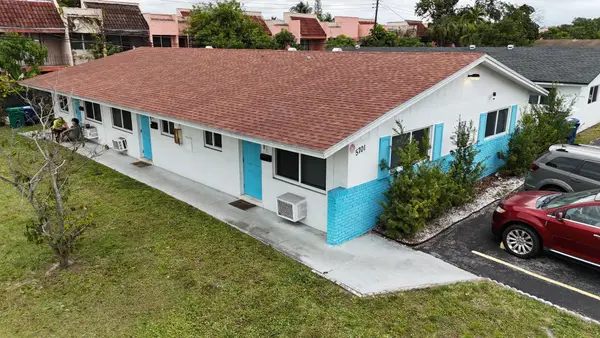 5701 NW 15th Street, Lauderhill, FL 33313