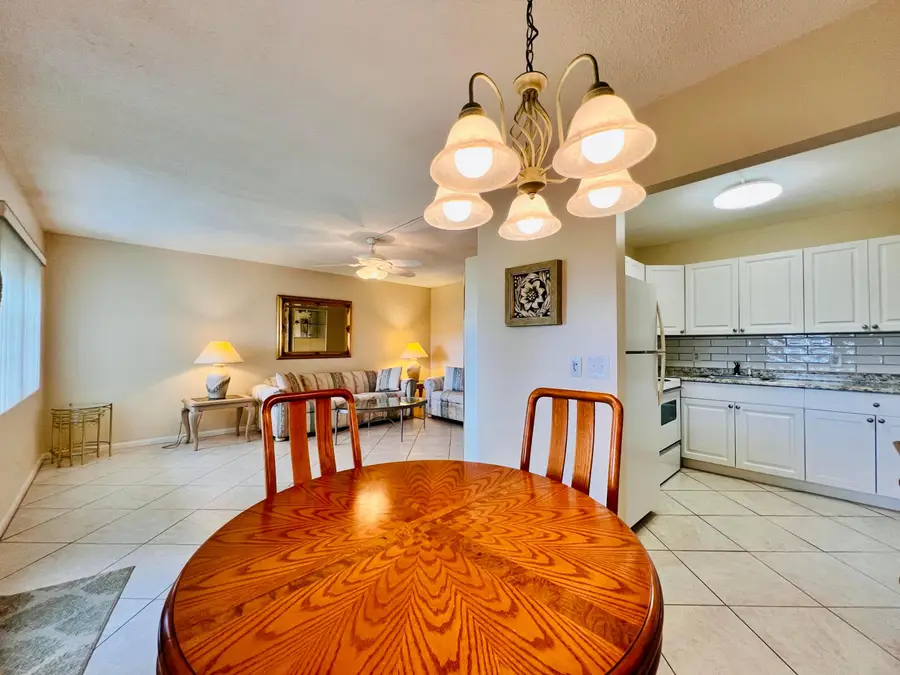 27 Sheffield B, West Palm Beach, FL 33417 - #3