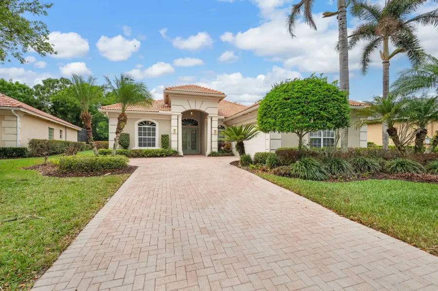 9113 One Putt Place, Port Saint Lucie, FL 34986 - #2