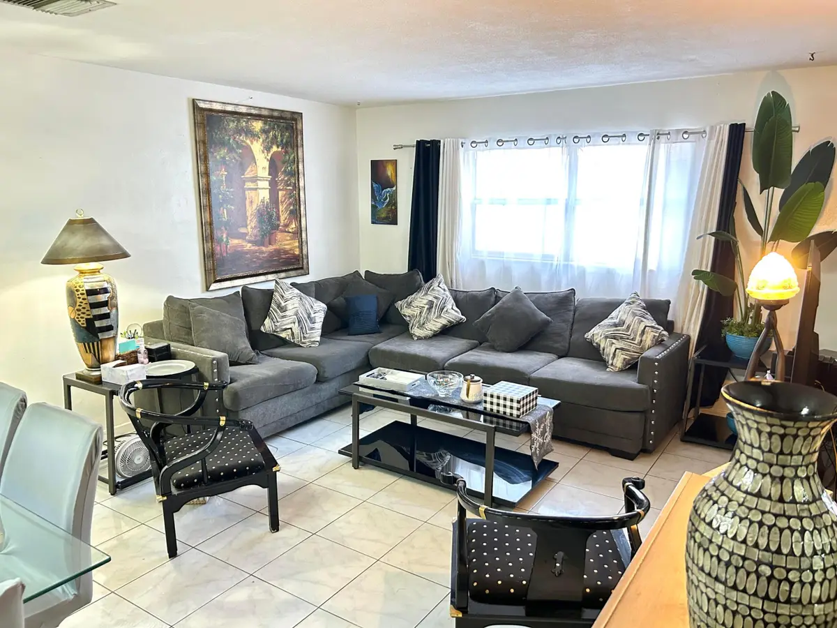 515 S Crescent Drive #107, Hollywood, FL 33021 - #1