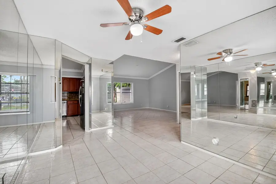 4105 S Shelley Rd Road S, West Palm Beach, FL 33407 - #2