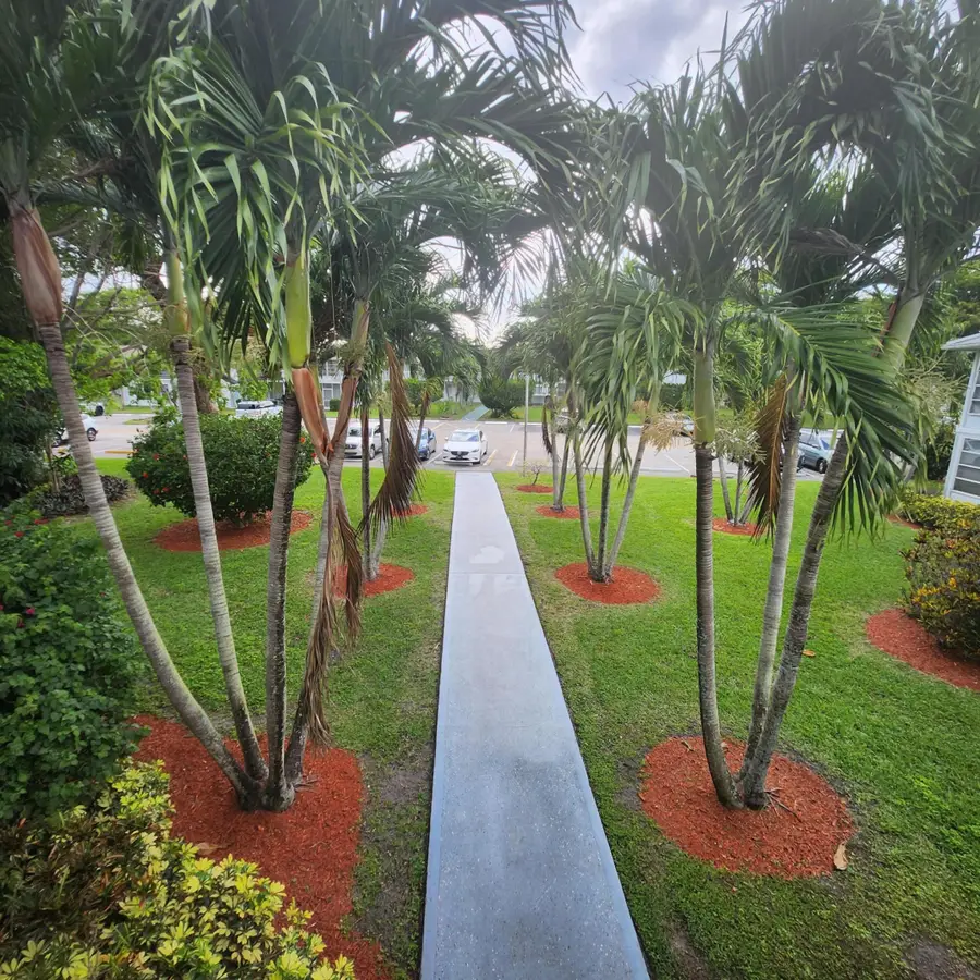 643 Durham W, Deerfield Beach, FL 33442 - #3
