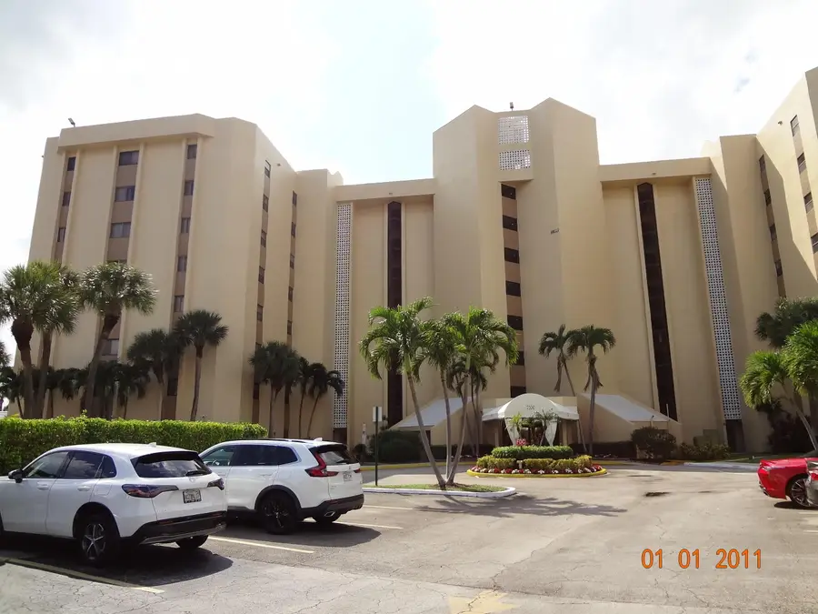 7200 Radice Court #302, Lauderhill, FL 33319 - #2