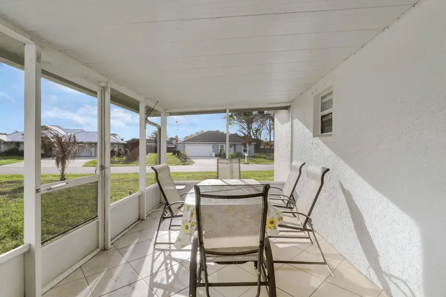 702 SE Lighthouse Avenue Se, Port Saint Lucie, FL 34983 - #2