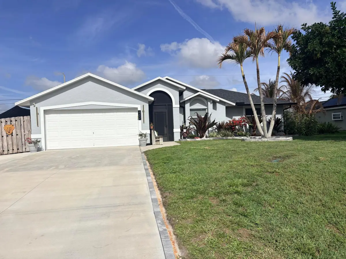 462 SE Cork Road, Port Saint Lucie, FL 34984 - #1