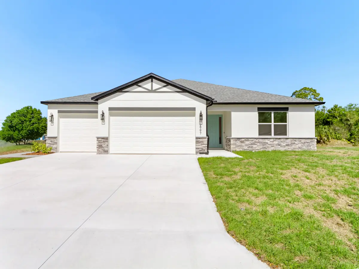 2981 SE Gaffney Ave Avenue Se #2981, Palm Bay, FL 32909 - #1