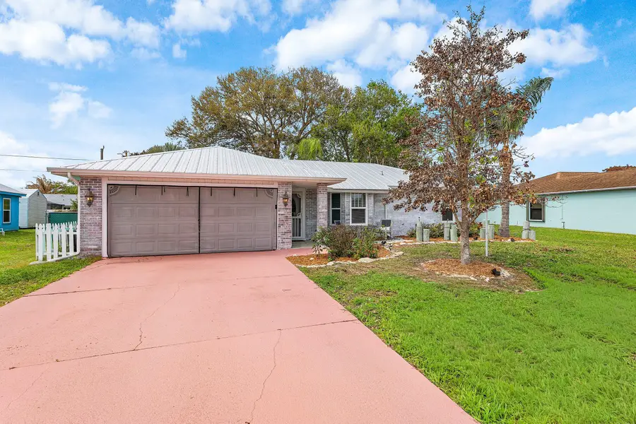 2114 SE Midtown Road, Port Saint Lucie, FL 34952 - #2