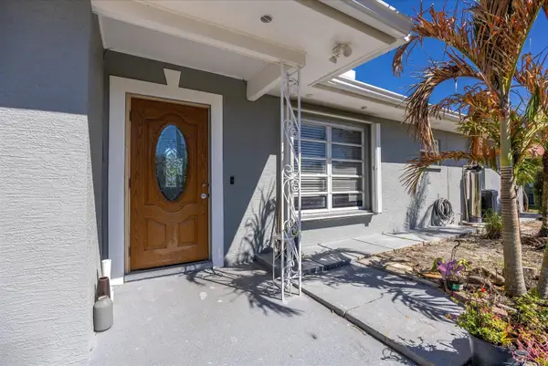 403 NE Oleander Avenue, Port St Lucie, FL 34952