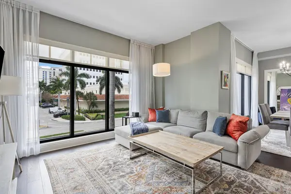 200 E Palmetto Park Road #10, Boca Raton, FL 33432