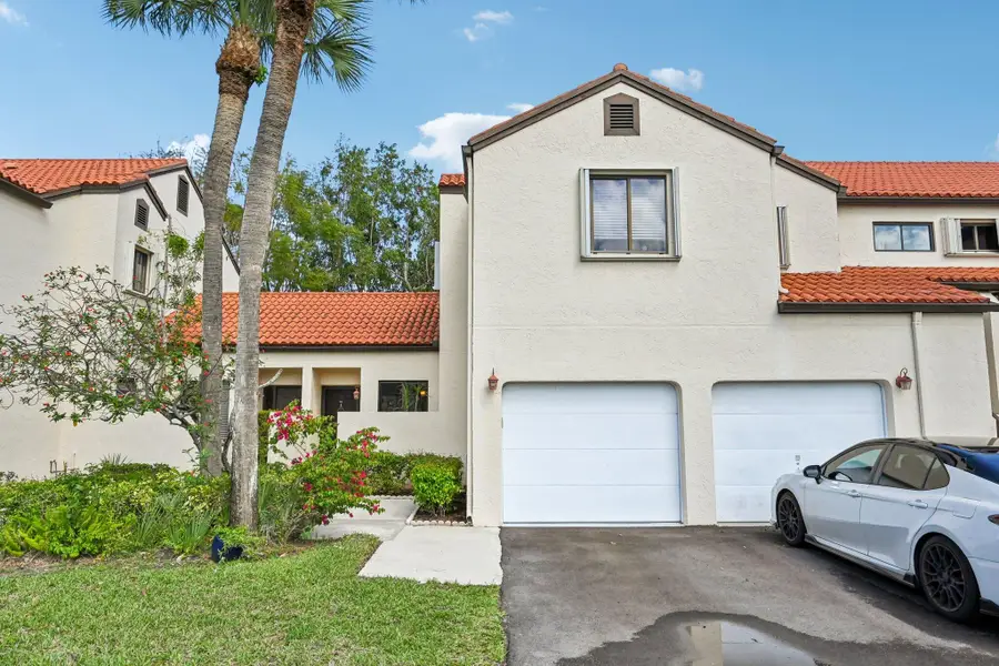 22 Via De Casas #103, Boynton Beach, FL 33426 - #2