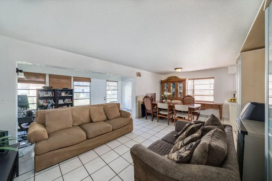 7 Ann Lee Lane, Tamarac, FL 33319 - #2
