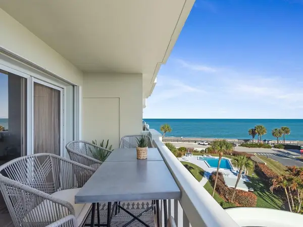 4049 Ocean Drive #402, Vero Beach, FL 32963