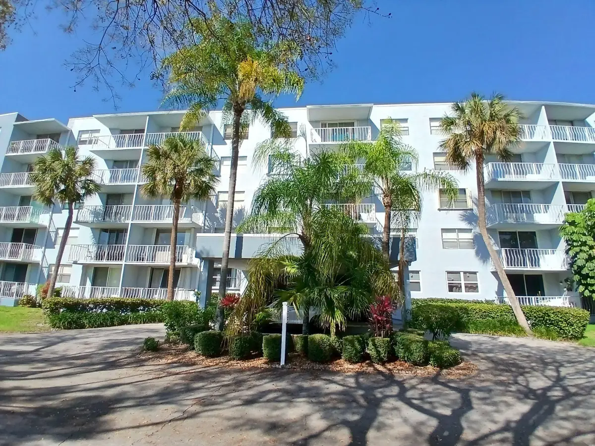 470 Executive Center Drive #4n, West Palm Beach, FL 33401 - #1