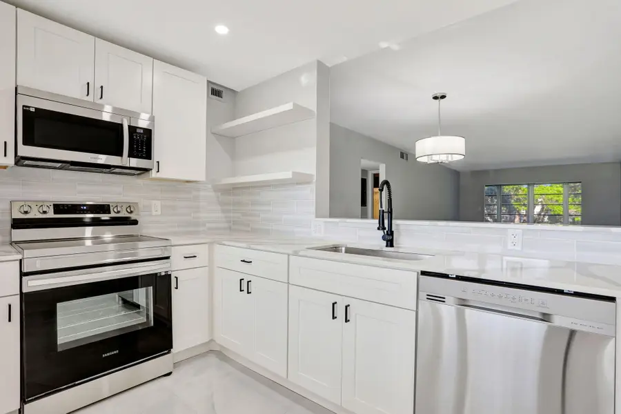 2202 Lucaya Bend #G2, Coconut Creek, FL 33066 - #3