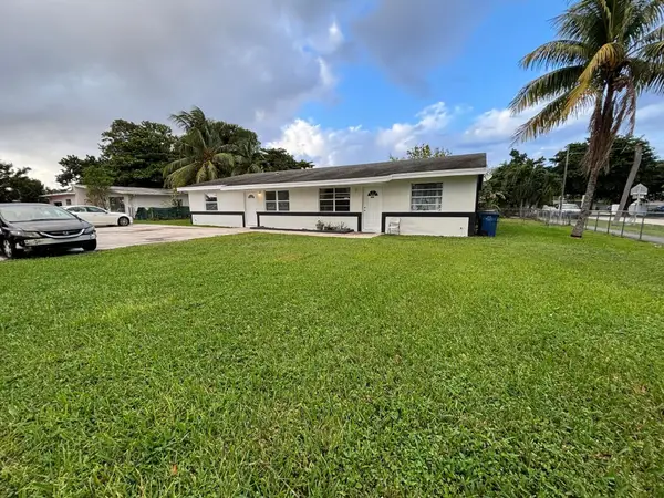 800 SW 7th Street, Hallandale Beach, FL 33009