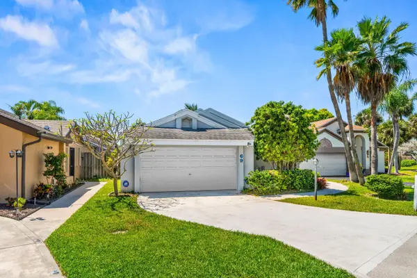 69 King Fisher Way, Boynton Beach, FL 33436