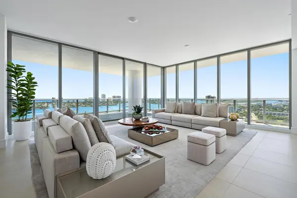 220 Lake Shore Drive #2212, Lake Park, FL 33403
