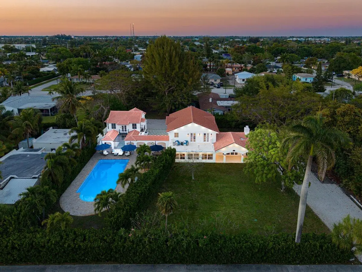 321 SW 1st Avenue, Boynton Beach, FL 33435 - #1