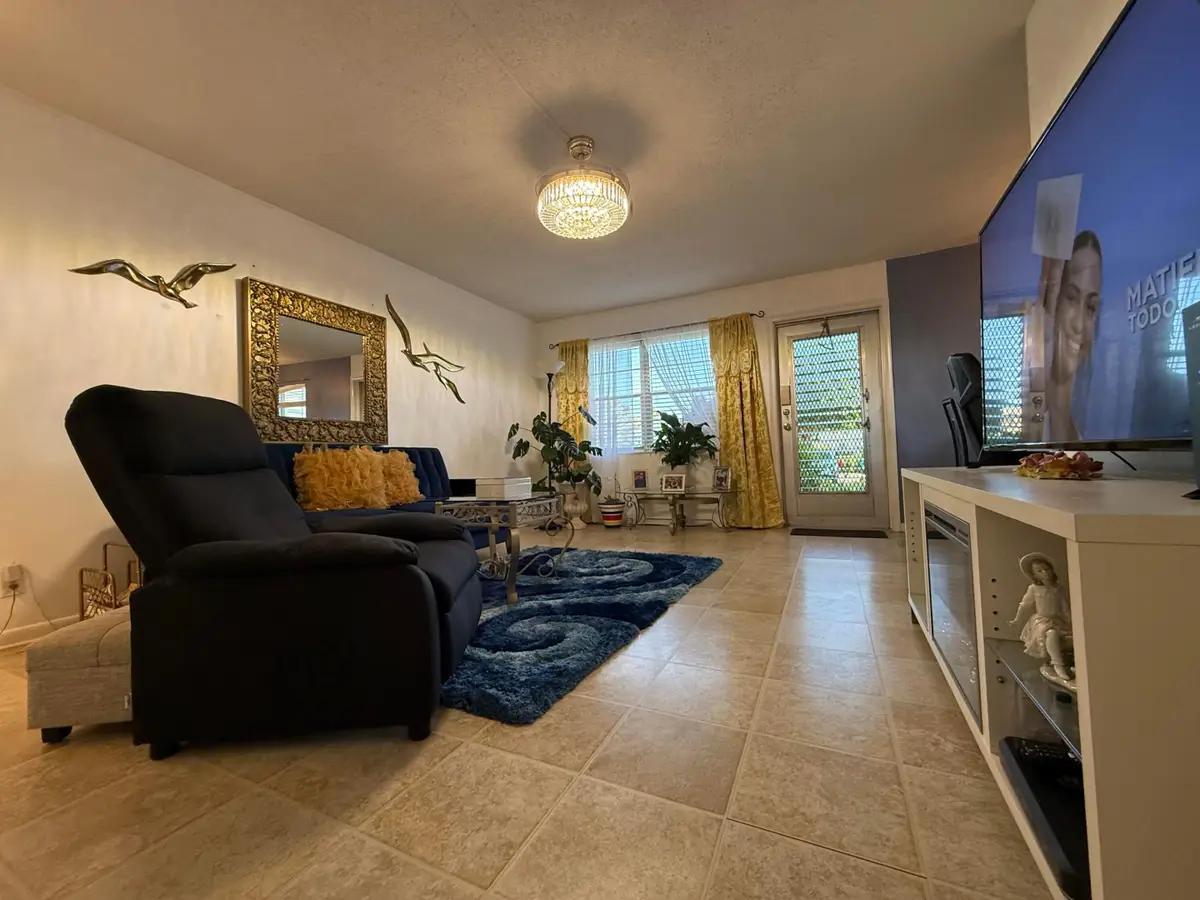 81 Camden Drive #D, West Palm Beach, FL 33417 - #1