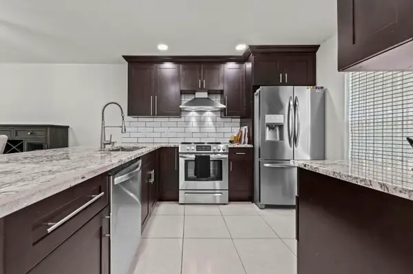 647 Marlboro Oval, ,, FL 33467