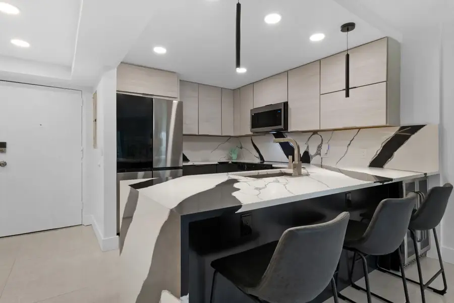 3004 NE 5th Terrace Ne #Apt 210c, Fort Lauderdale, FL 33334 - #2