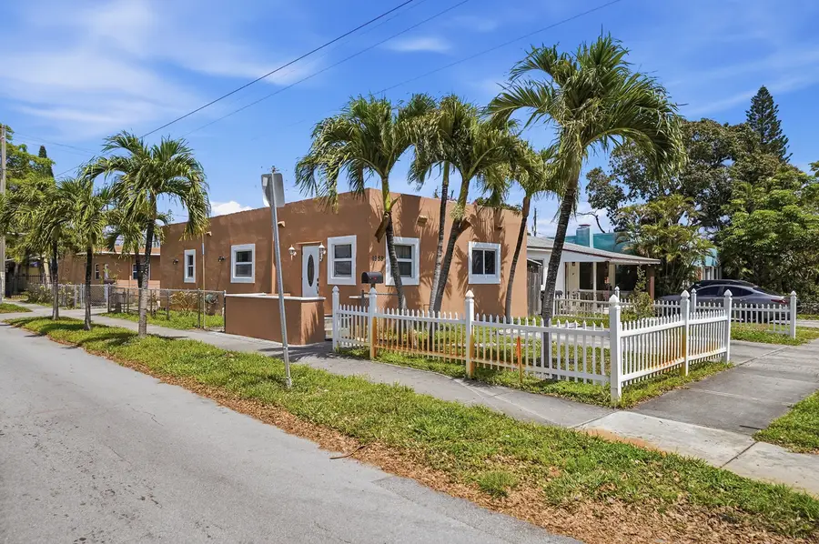 1959 Pierce Street, Hollywood, FL 33020 - #3