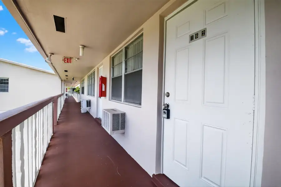 162 Easthampton G, West Palm Beach, FL 33417 - #2