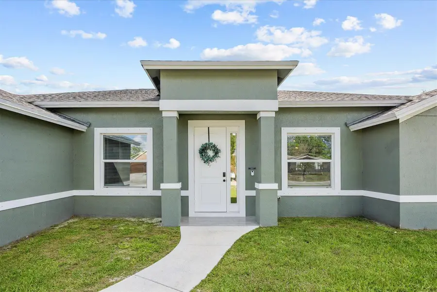 621 SE Prineville Street, Port Saint Lucie, FL 34983 - #2