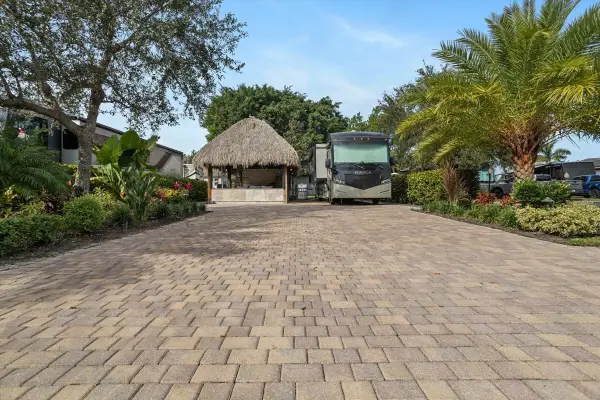 204 N Cortez Drive #204, Margate, FL 33068