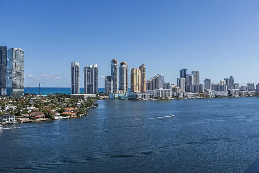 3600 Mystic Pointe Drive #Ph16, Aventura, FL 33180 - #2