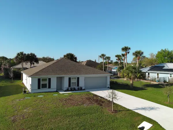 450 Kendall Avenue, Sebastian, FL 32958