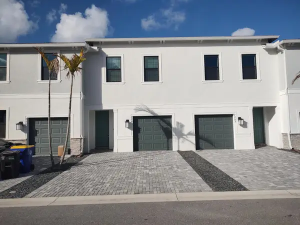 7783 SW Bentley Lane, Stuart, FL 34997