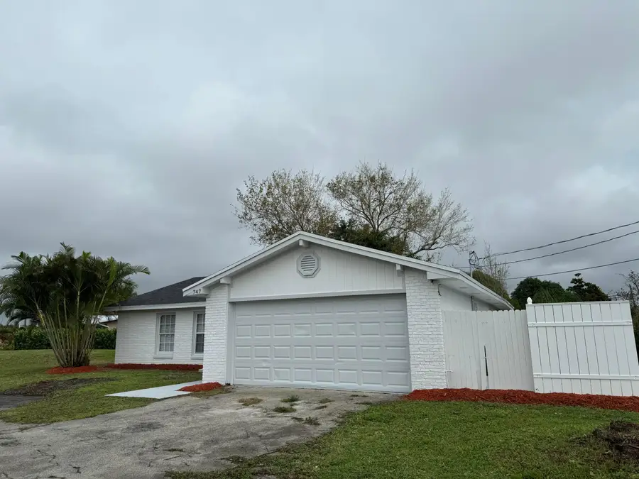 747 E Prima Vista Boulevard, Port Saint Lucie, FL 34952 - #2